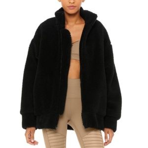 NWOT - Alo Yoga Norte Sherpa Coat, Black